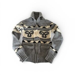 Aritzia TNA Sea to Sky 100% Lambswool
Sweater XS